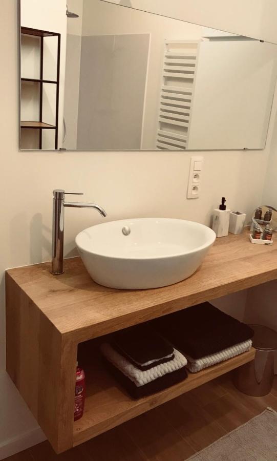 Quiet And Cosy Apartment Near The City Center Of Diest Bagian luar foto