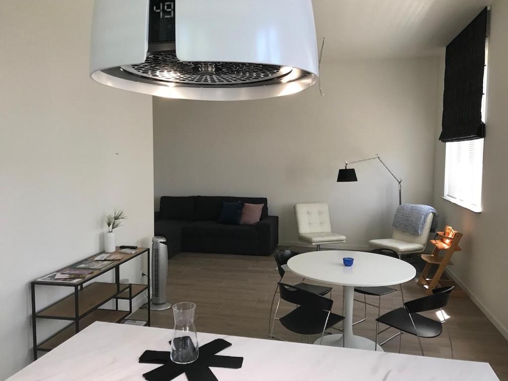 Quiet And Cosy Apartment Near The City Center Of Diest Bagian luar foto